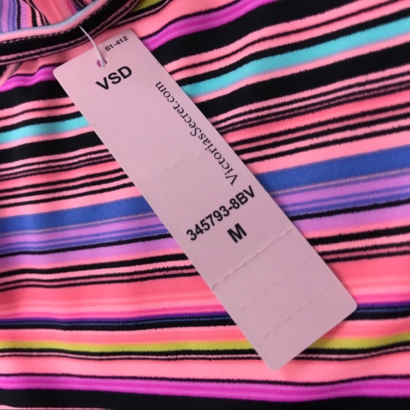 Victoria’s Secret l M The Itsy Pink Stripe Texture Halter Cheeky Bikini Swimsuit - Picture 13 of 15